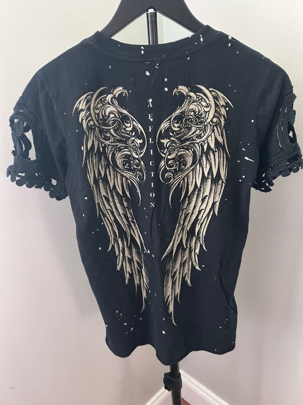 Affliction Live Fast Embellished Angel Wings Small - EUC